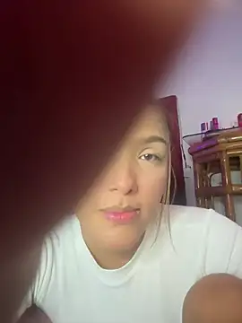 Snapshot of iamsara_21 chatting on 07-22-26, 04:25 iamsara 21 online show from 07-22-26, 04:25