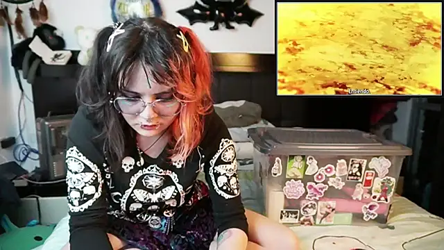 Devil And Princess online show from 11-23-25, 01:04