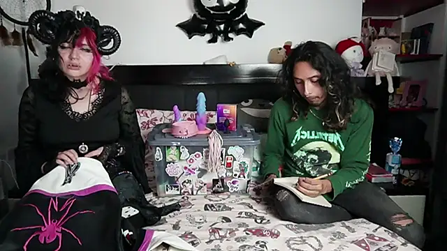 Devil And Princess online show from 02-08-26, 02:31