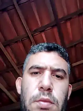 Snapshot of Jefersonj7 chatting on 12-22-25, 12:05 Jefersonj7 online show from 12-22-25, 12:05