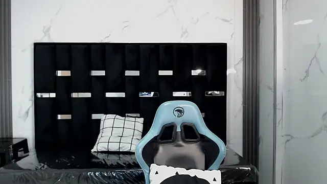 valeria a1 online show from 04-18-26, 02:47