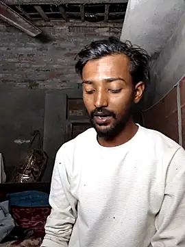 India HOT23 online show from 12-17-25, 12:21