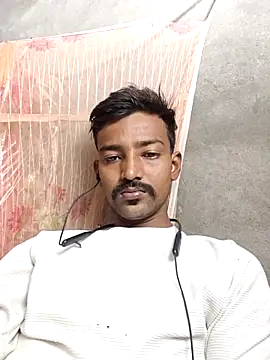 Snapshot of India_HOT23 chatting on 05-25-26, 05:51 India HOT23 online show from 05-25-26, 05:51