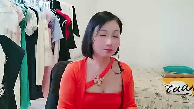 Rachel-6600 online show from 12-02-25, 08:16