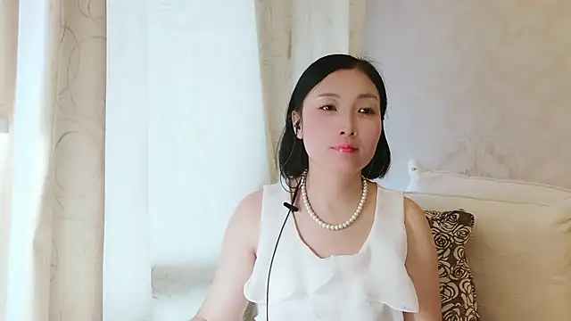Rachel-6600 online show from 10-05-25, 02:35