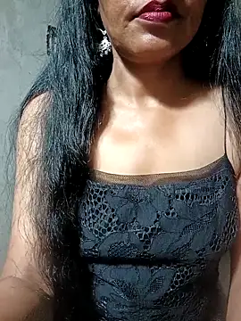 Snapshot of Shakira-Devi chatting on 10-08-25, 02:51 Shakira-Devi online show from 10-08-25, 02:51