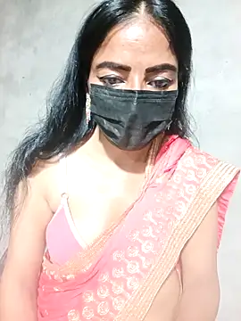 Snapshot of Shakira-Devi chatting on 10-15-25, 04:04 Shakira-Devi online show from 10-15-25, 04:04