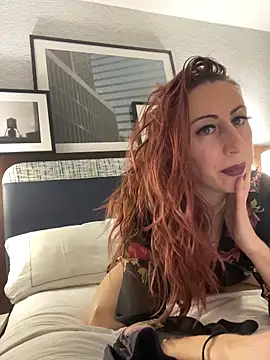 SusieandLacey online show from 02-14-26, 03:18