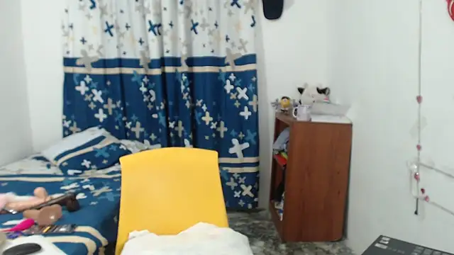 Olgahunder online show from 04-12-26, 04:54