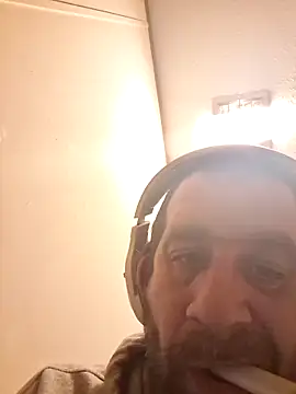 mayg online show from 02-17-26, 06:33