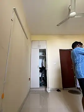 nightlife  12 online show from 03-11-25, 07:57