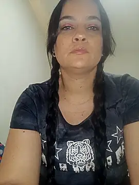megan milf79 online show from 04-27-26, 10:30