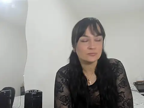 Snapshot of megan_milf79 chatting on 10-19-25, 04:10 megan milf79 online show from 10-19-25, 04:10