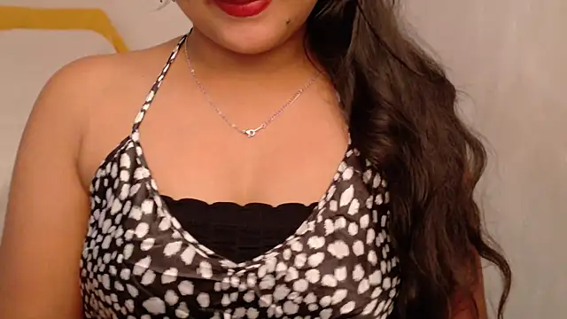 Snapshot of Cludi-New chatting on 06-17-26, 02:44 Cludi-New online show from 06-17-26, 02:44