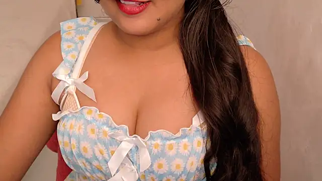 Snapshot of Cludi-New chatting on 07-17-26, 04:53 Cludi-New online show from 07-17-26, 04:53
