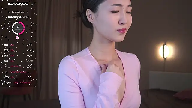 SeulBi online show from 04-18-26, 12:51