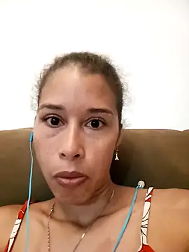 Snapshot of Sexi_girl29 chatting on 10-18-25, 12:34 Sexi girl29 online show from 10-18-25, 12:34