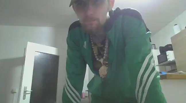 ThePython666 online show from 03-17-25, 10:19