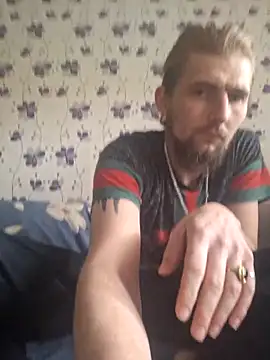 ThePython666 online show from 10-08-25, 11:56