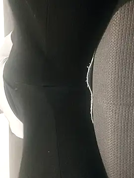 Snapshot of gui67675 chatting on 10-06-25, 05:35 gui67675 online show from 10-06-25, 05:35