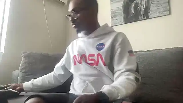 kngkeeem online show from 11-15-25, 06:56