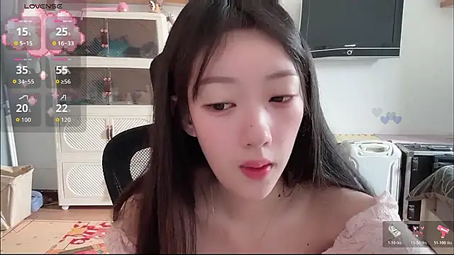 umi-dd online show from 06-27-26, 03:56
