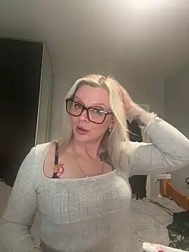 Curvy-Cleo online show from 02-12-26, 12:16