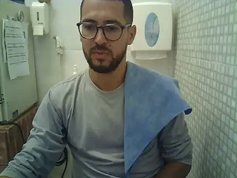 pdasgyn online show from 11-26-25, 05:35