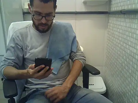 Snapshot of pdasgyn chatting on 07-16-26, 02:47 pdasgyn online show from 07-16-26, 02:47