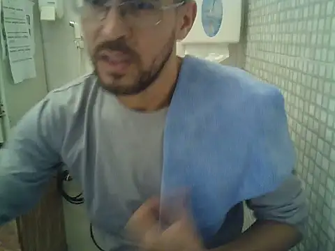 Snapshot of pdasgyn chatting on 09-16-25, 12:17 pdasgyn online show from 09-16-25, 12:17