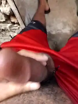 Snapshot of Fr1925 chatting on 10-05-25, 04:42 Fr1925 online show from 10-05-25, 04:42