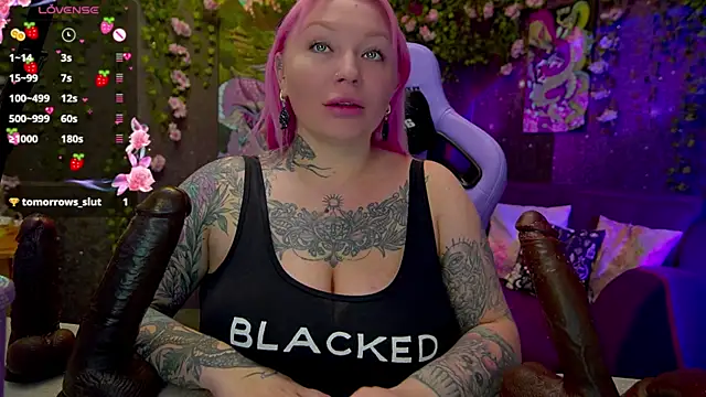 BlackedBarbie online show from 11-16-25, 07:07