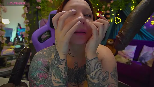 BlackedBarbie online show from 04-12-26, 08:45