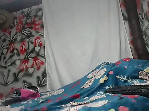 SHARONYJQVI online show from 09-17-25, 11:29