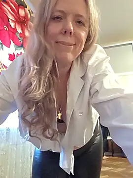 Irina3718 online show from 06-01-26, 03:55