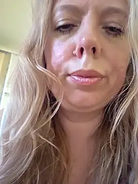 Irina3718 online show from 06-17-26, 04:39
