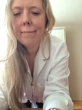 Snapshot of Irina3718 chatting on 02-01-26, 10:57 Irina3718 online show from 02-01-26, 10:57