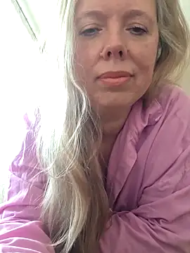 Snapshot of Irina3718 chatting on 02-03-26, 11:04 Irina3718 online show from 02-03-26, 11:04