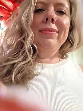 Irina3718 online show from 05-16-26, 10:36