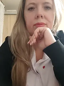 Irina3718 online show from 11-13-25, 06:12