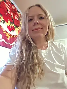 Irina3718 online show from 07-10-26, 03:34