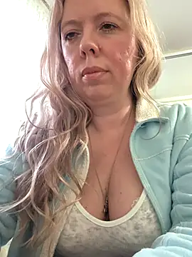 Irina3718 online show from 04-29-26, 02:54