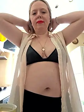 Irina3718 online show from 05-08-26, 11:03