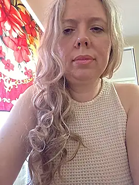 Irina3718 online show from 06-16-26, 07:19