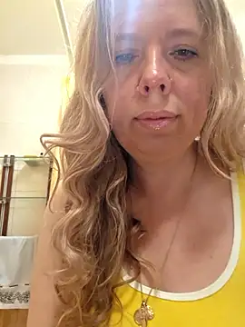 Irina3718 online show from 05-19-26, 06:20