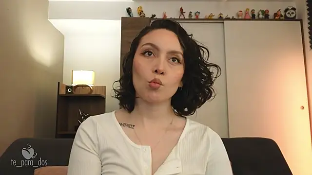 Snapshot of Te_para_2 chatting on 09-27-25, 11:27 Te para 2 online show from 09-27-25, 11:27