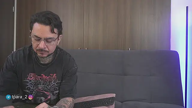 Snapshot of Te_para_2 chatting on 05-03-26, 04:54 Te para 2 online show from 05-03-26, 04:54
