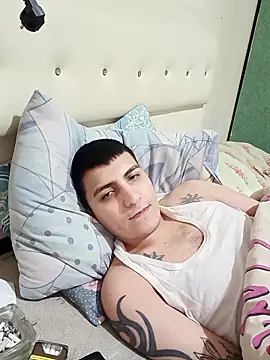 Snapshot of Kadir1320@xh chatting on 03-20-25, 04:29 Kadir1320xh online show from 03-20-25, 04:29