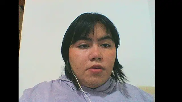 Snapshot of IrisMitchell_ chatting on 03-20-25, 09:13 IrisMitchell online show from 03-20-25, 09:13