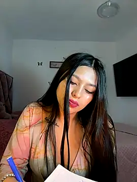 Tania rendon online show from 11-08-25, 10:08